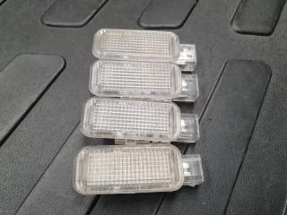 фонарь салона (плафон) Audi A6 4F/C6 2007, 3.2 л., BKH, бензин, АКПП, седан, 8D0947415