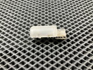 фонарь салона (плафон) Mercedes-Benz GL-Класс X164 [рестайлинг] 2010, 5.5 л., M 273.963, бензин, АКПП, внедорожник 5 дв., A1648200321