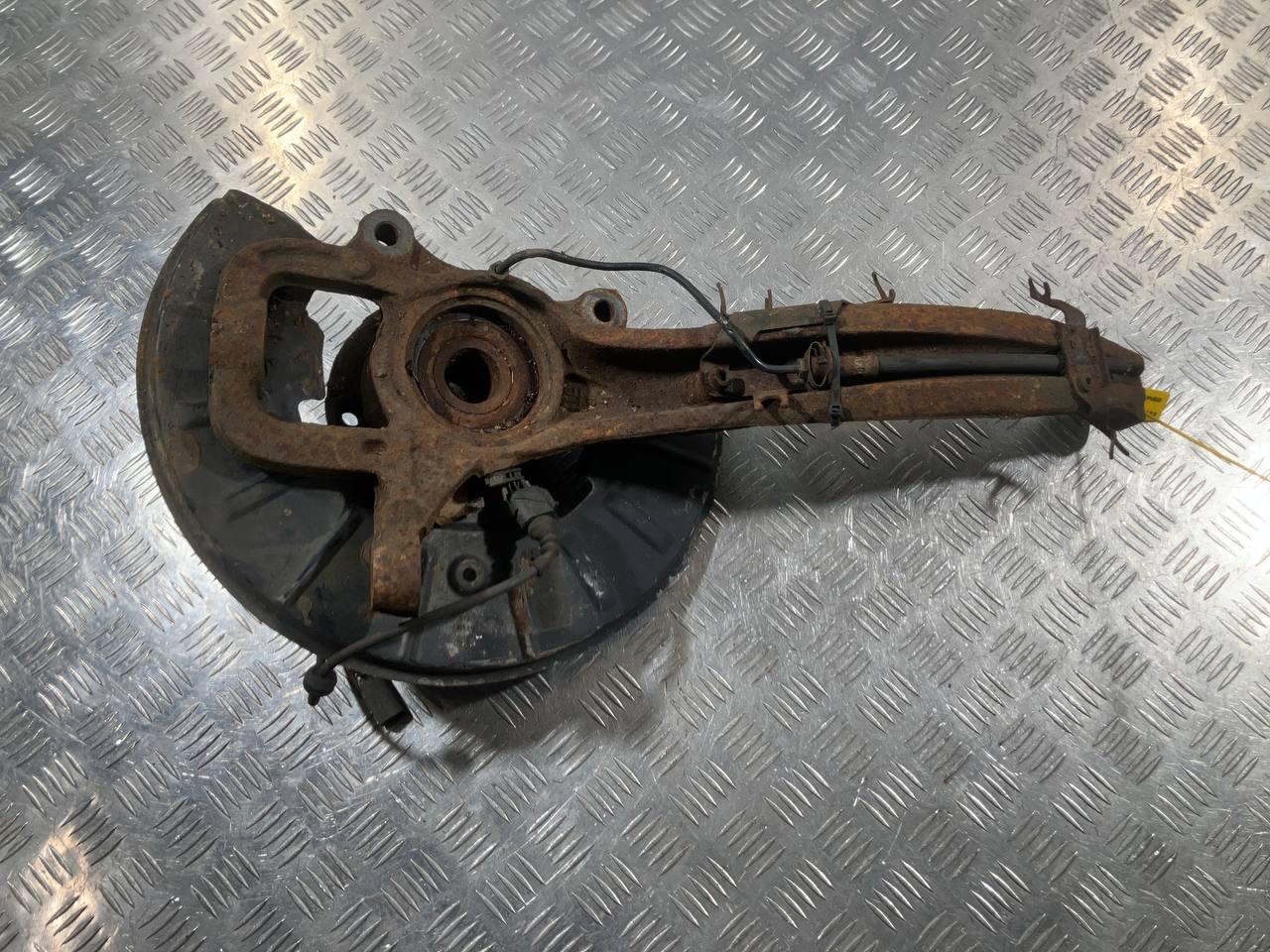 кулак поворотный правый Audi Q7 4L 2008, 4.2 л., BAR, бензин, АКПП, внедорожник 5 дв., 7L0407258A - фото №1