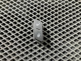 кнопка центрального замка Volkswagen Passat CC 1 поколение 2010, 2.0 л., CCZA, бензин, АКПП, купе, 1K0962126B