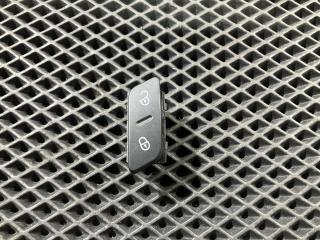 кнопка центрального замка Volkswagen Passat CC 1 поколение 2010, 2.0 л., CCZA, бензин, АКПП, купе, 1K0962125B