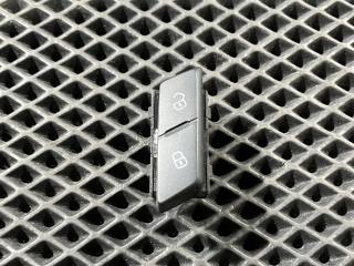 кнопка центрального замка Volkswagen Passat (USA) 1 поколение 2012, 1.8 л., бензин, седан, 561962125A