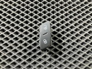 кнопка центрального замка Volkswagen Passat CC 1 поколение 2010, 2.0 л., CCZA, бензин, АКПП, купе, 1K0962125B