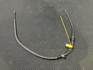 трос капота Volkswagen Passat (USA) 1 поколение 2012, 2.5 л., CBTA, бензин, АКПП, седан, 561823535