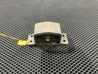 подушка крепления КПП Infiniti FX35 1 поколение 2006, 3.5 л., VQ35DE, бензин, АКПП, внедорожник 5 дв., 11320CG105