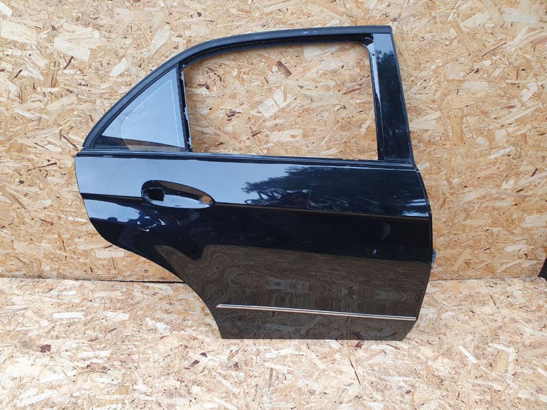 дверь задняя правая Mercedes-Benz E-Класс W212/S212/C207/A207 2011, 3.5 л., M 276.952, бензин, АКПП, седан, A2127300205, 2127300205 - фото №1