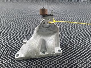 кронштейн двигателя Lexus LS 4 поколение 2007, 4.6 л., 1UR-FSE, бензин, АКПП, седан, 1230138190