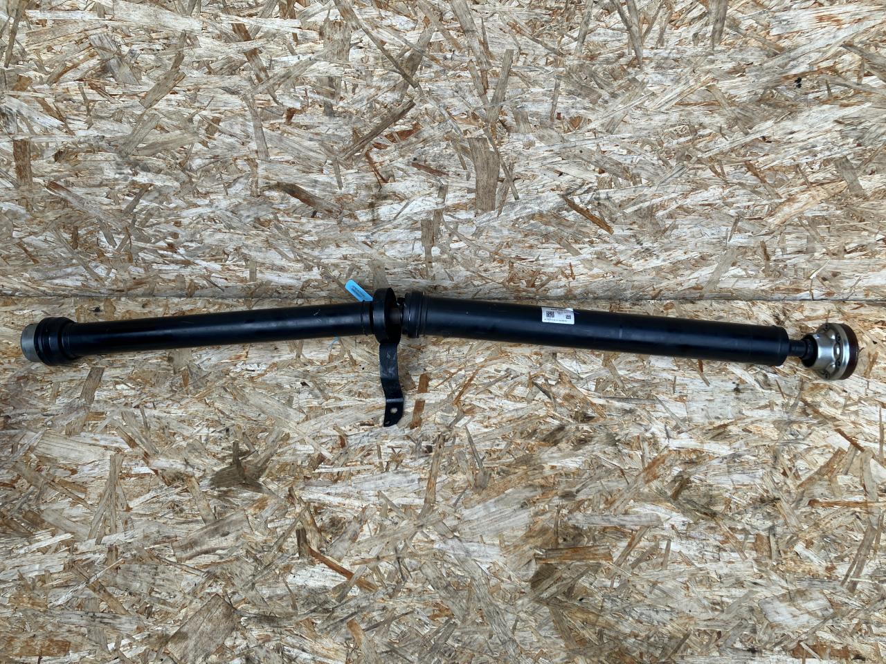 карданный вал Audi A5 F5 2017, 3.0 л., бензин, АКПП, лифтбэк, 8W6521101C, 8W6521101G - фото №1