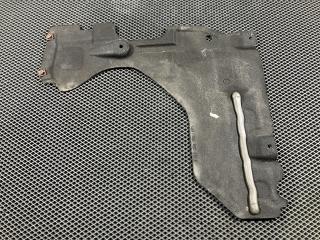 защита днища Audi A8 D4/4H 2012, 4.2 л., CDRA, бензин, 4H0825213C, 4H0825213B, 4H0825213, 4H0825213E