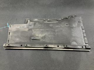 защита днища Audi A7 4G 2012, 3.0 л., CGXB, бензин, хетчбэк 5 дв., 4G0825207