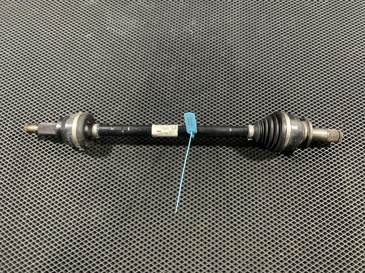 полуось задняя (приводной вал, ШРУС) Jaguar XE 1 поколение X760 2016, 3.0 л., бензин, АКПП, GX73-4K139-DB, T2H3341 - фото №1