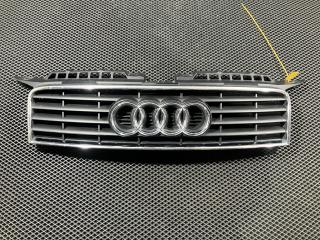 решетка радиатора Audi A3 8P [рестайлинг] 2004, 2.0 л., бензин, 8P3853651