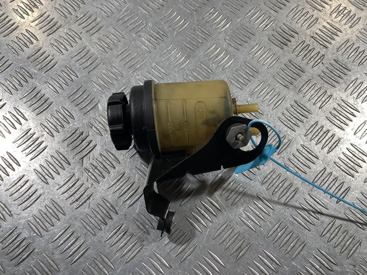 бачок гидроусилителя Jaguar XJ 4 поколение 2013, 5.0 л., 508PN, бензин, АКПП, черный, седан, AW933490AC, 6C913R700AB - фото №1