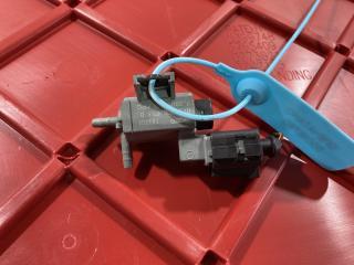 электромагнитный клапан Audi Q7 4L [рестайлинг] 2012, 3.0 л., CTWB, бензин, АКПП, внедорожник 5 дв., 079906283D