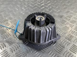 подушка крепления двигателя Mercedes-Benz E-Класс W212 [рестайлинг] 2014, 3.0 л., дизель, АКПП, седан, A2042405817