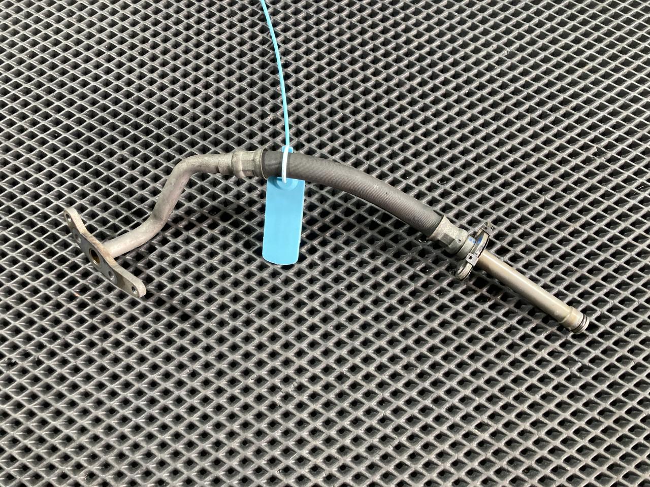 масляная трубка турбины Mercedes-Benz GL-Класс X166 2014, 4.7 л., M 278.928, бензин, АКПП, внедорожник 5 дв., A2780902877 - фото №1