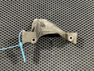 кронштейн генератора Audi Q7 4L [рестайлинг] 2012, 3.0 л., CTWB, бензин, внедорожник 5 дв., 06E903143H