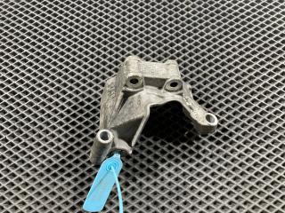 кронштейн гидроусилителя Audi Q7 4L [рестайлинг] 2012, 3.0 л., CTWB, бензин, АКПП, внедорожник 5 дв., 06E145393G