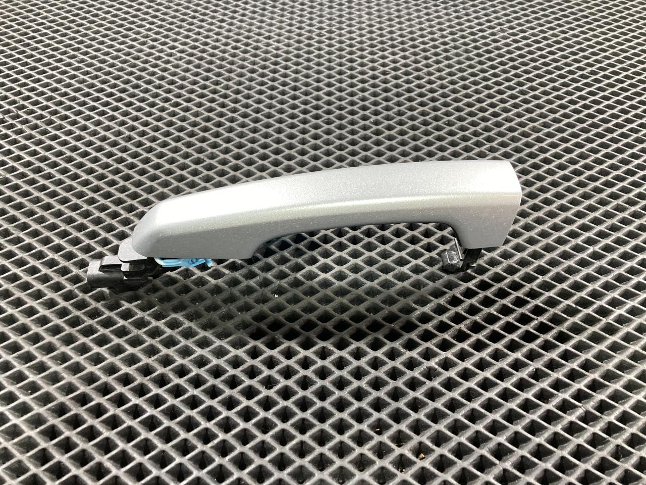 ручка наружная Jaguar XE 1 поколение 2016, 3.0 л., бензин, седан, T2H19786PAB, T2H3843LML - фото №1