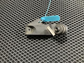 кронштейн воздушного фильтра Audi A8 D4/4H 2012, 4.2 л., CDRA, бензин, АКПП, седан, 4H0133570A