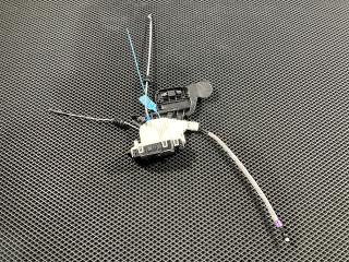 замок двери задней правой Mercedes-Benz GL-Класс X166 2014, 4.7 л., M 278.928, бензин, АКПП, внедорожник 5 дв., A2047303035