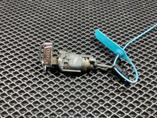 личинка дверного замка Audi A8 D4/4H 2012, 4.2 л., CDRA, бензин, АКПП, седан, 4H1837167A