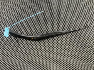 щеткодержатель (поводок стеклоочистителя, дворник) Infiniti FX35 2 поколение 2010, 3.5 л., VQ35HR, бензин, внедорожник 5 дв., 28881-1CA0A