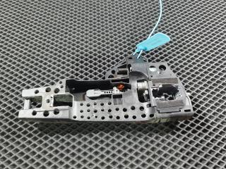 скелет ручки двери задней правой Audi A8 D4/4H 2012, 4.2 л., CDRA, бензин, АКПП, седан, 4H0839886