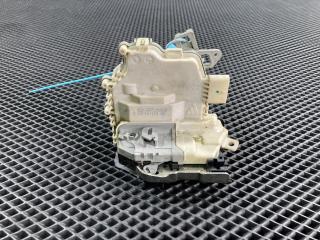 замок двери передней правой Audi A7 4G 2012, 3.2 л., CALB, бензин, 8J1837016D