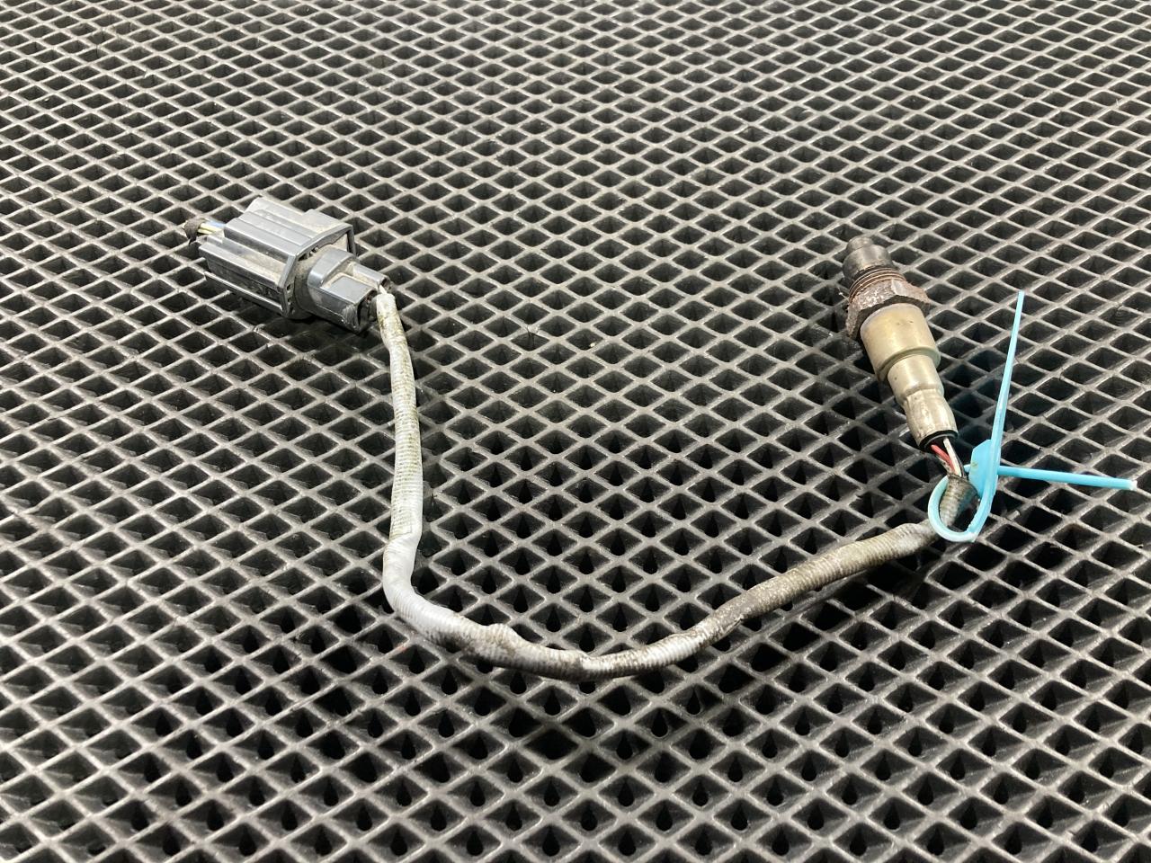 лямбда-зонд Jaguar XE 1 поколение 2017, 3.0 л., бензин, седан, DX239G444DA, 0258030043, C2D54165, C2D27350, C2D24757 - фото №1