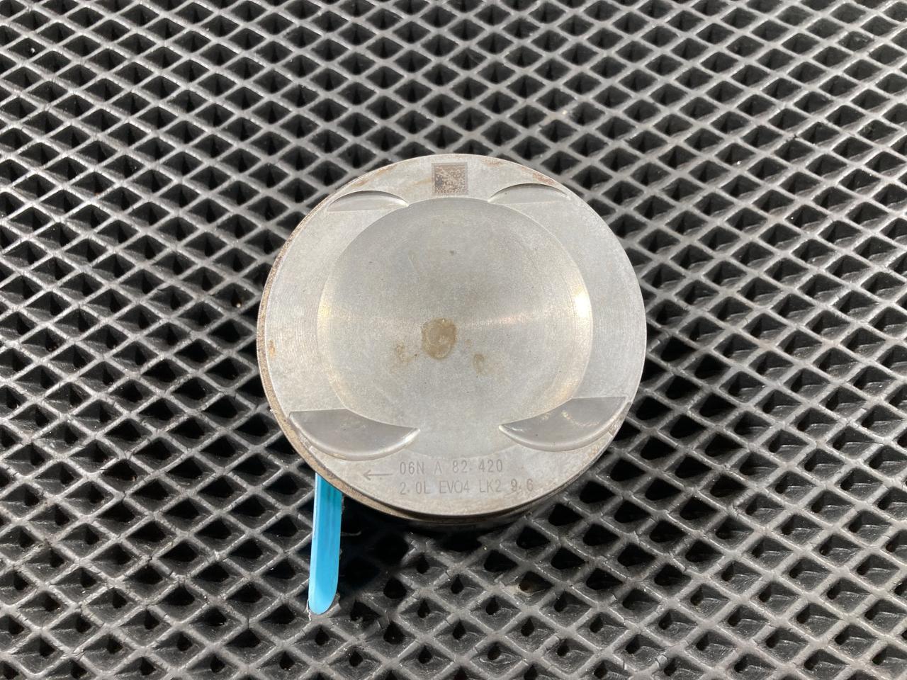 поршень Audi A6 C8 2020, 2.0 л., DPAA, бензин, АКПП, седан, 06N107065A - фото №1