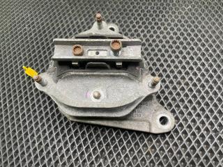 подушка крепления КПП Audi A8 D4/4H 2012, 4.2 л., CDRA, бензин, седан, 8K0399151, 8K0399115BS