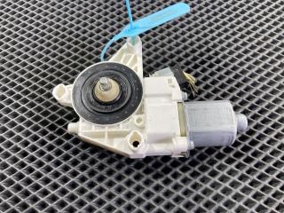 моторчик стеклоподъемника задний правый Mercedes-Benz GL-Класс X166 2014, 4.7 л., M 278.928, бензин, АКПП, внедорожник 5 дв., A1669060601, 0130822756