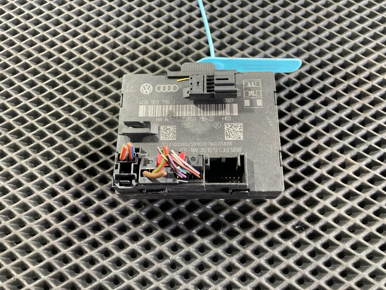 модуль управления двери Audi A6 4G/C7 2013, 2.0 л., CAEB, бензин, АКПП, седан, 4G8959795J - фото №1