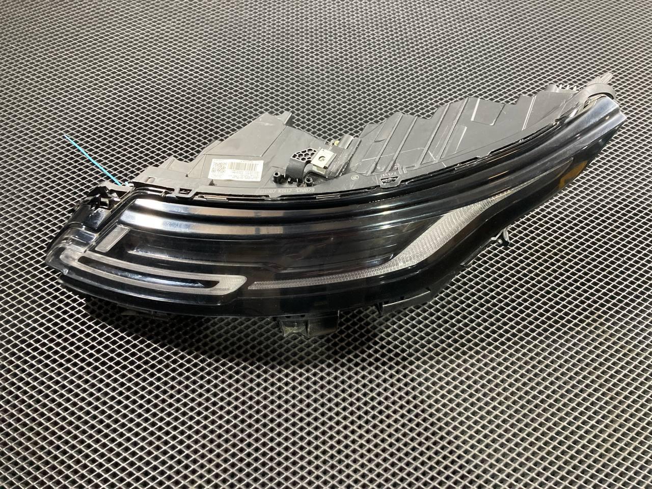 фара левая Land Rover Range Rover Evoque L551 2022, 2.0 л., 204PT, бензин, АКПП, внедорожник 5 дв., K8D213W030EF, K8D213W029 - фото №1