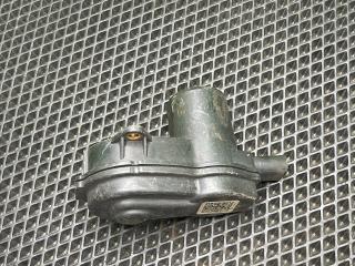 электроручник Audi A8 D4 [рестайлинг] 4HL 2014, 4.0 л., CEUA, бензин, АКПП, седан, 4H5S, 32337647A