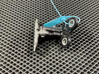 петля двери Jaguar XE 1 поколение 2019, 3.0 л., бензин, седан, LR073596, CPLA228A65AC, T4A2510