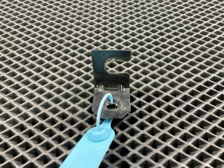 крепление ( кронштейн ) крыла Jaguar XE 1 поколение 2019, 3.0 л., бензин, седан