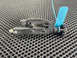 форсунка омывателя фары Audi A8 D3 [рестайлинг] 2007, 4.2 л., BVJ, бензин, АКПП, седан, 4E0955965AA, 4E0955965A