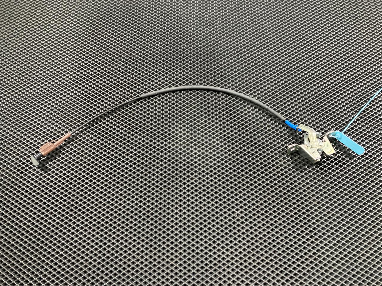 замок спинки заднего сиденья правое Kia K5 3 поколение 2020, 1.6 л., G4FP, бензин, АКПП, 89T50L2000 - фото №1