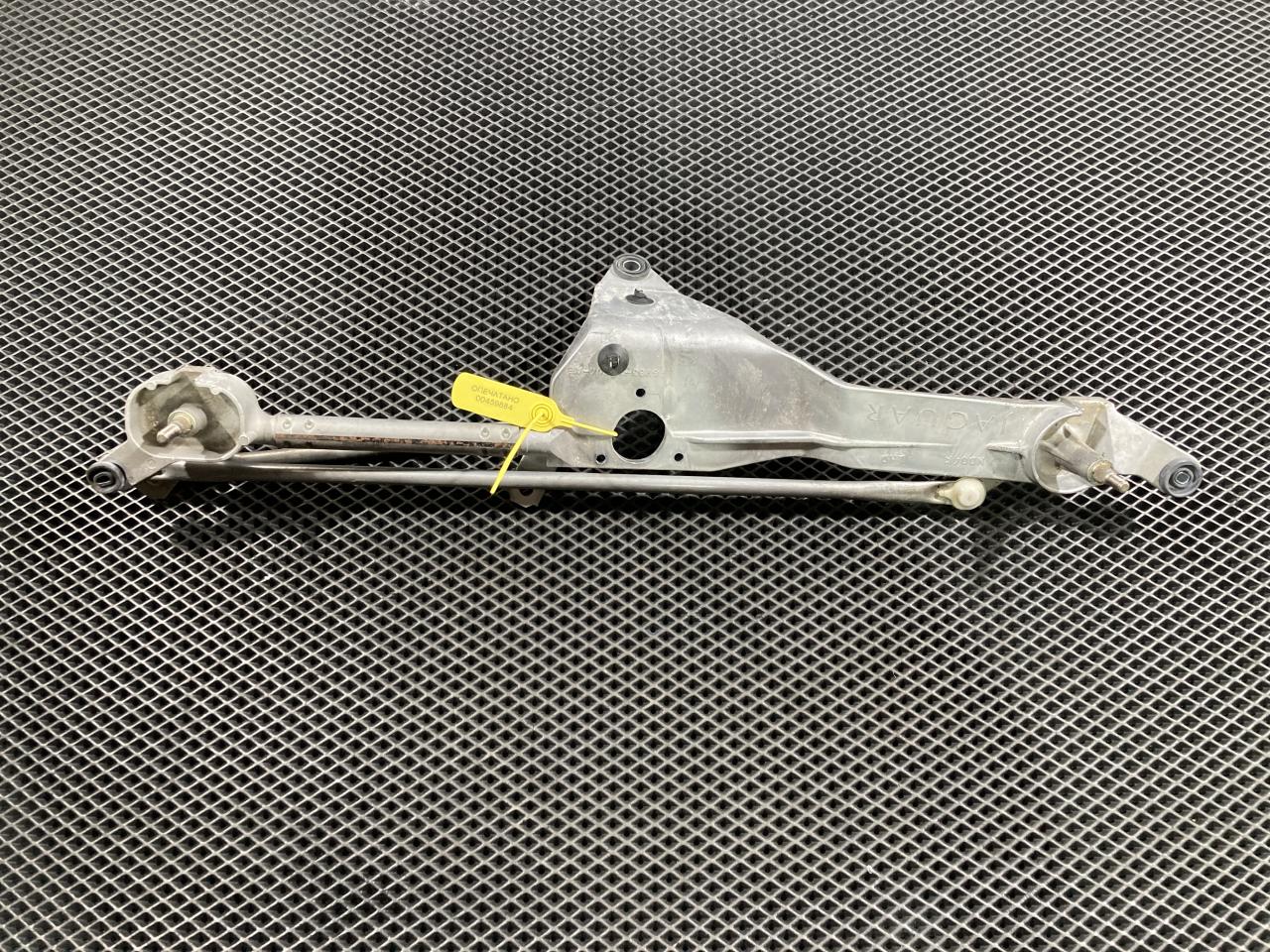 механизм стеклоочистителя (трапеция дворников) Jaguar F-Type 1 поколение 2016, 5.0 л., 508PN, бензин, АКПП, кабриолет, 6W8317504AE, C2P3570, C2P3571 - фото №1