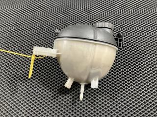 бачок расширительный Mercedes-Benz C-Класс W205/S205/C205 2015, 4.0 л., бензин, седан, A2045000949