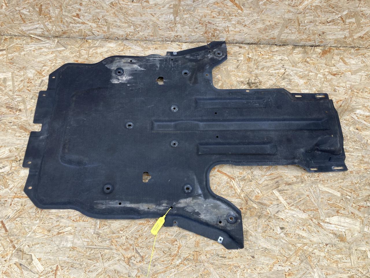 защита днища Jaguar XE 1 поколение X760 2018, 2.0 л., дизель, АКПП, GX736B629AC, T2H1034, T2H51849 - фото №1