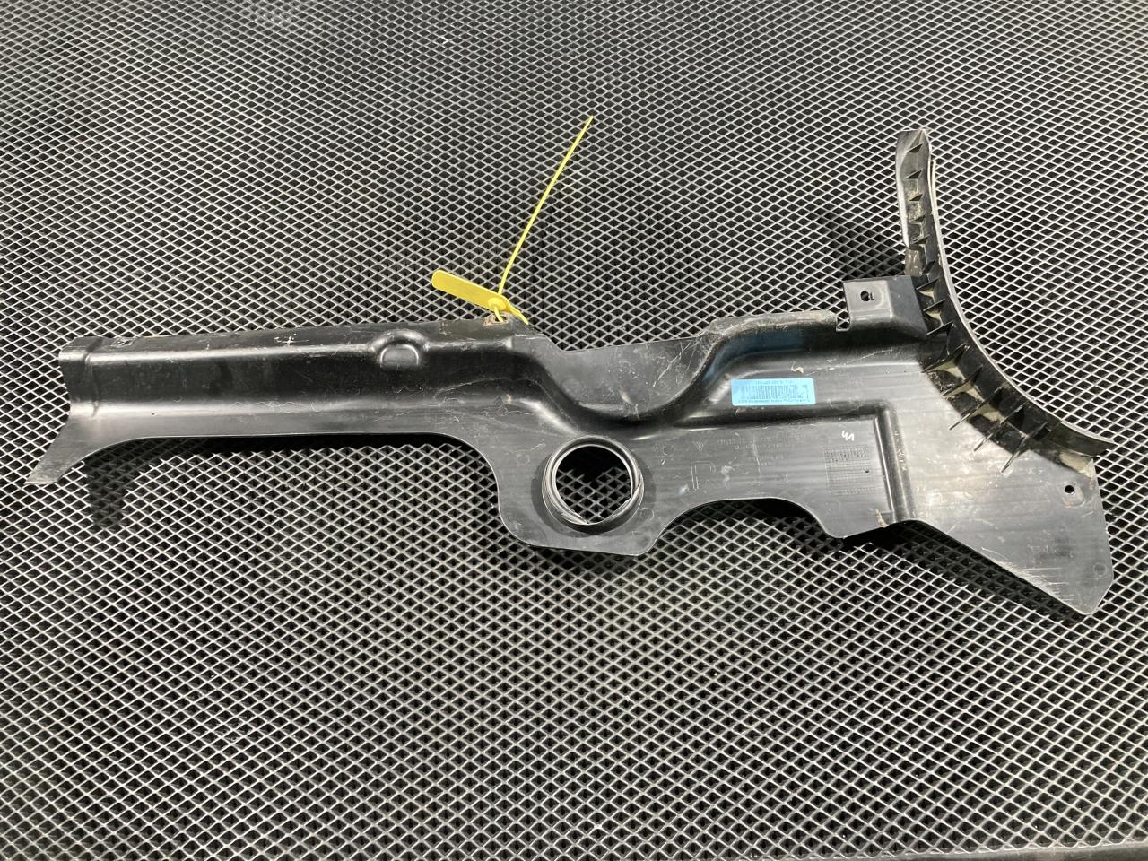 защита днища Porsche Macan 1 поколение 95B 2017, 2.0 л., 587/1, бензин, АКПП, 95B825282B - фото №1