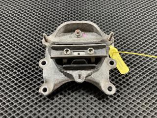 подушка крепления КПП Porsche Macan 1 поколение 2018, 2.0 л., бензин, АКПП, внедорожник 5 дв., 8K0399151, 95B399115