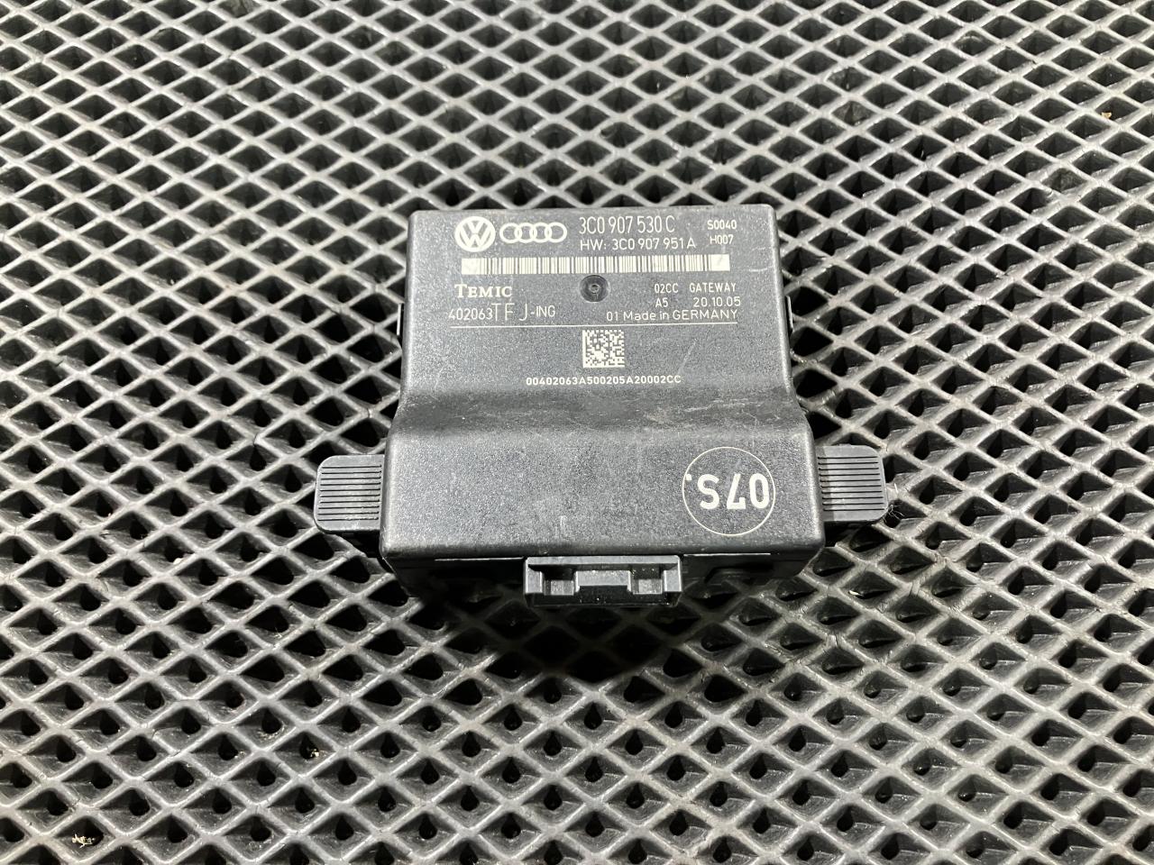 блок комфорта Volkswagen Passat B6 2005, 2.0 л., BPY, бензин, 3C0907530C - фото №1