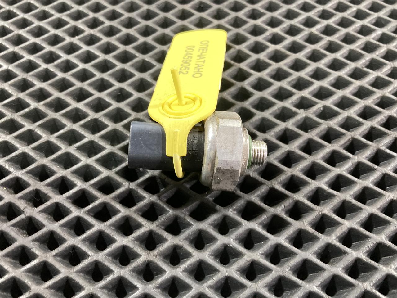 датчик кондиционера Mercedes-Benz E-Класс W212/S212/C207/A207 2011, 4.7 л., M 278.928, бензин, АКПП, внедорожник 5 дв., 2110-000283 - фото №1