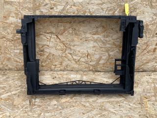 передняя панель крепления облицовки (телевизор) BMW 7 серия F01/F02 [рестайлинг] 2015, 4.4 л., N63 B44 B, бензин, АКПП, седан, 7621272-02