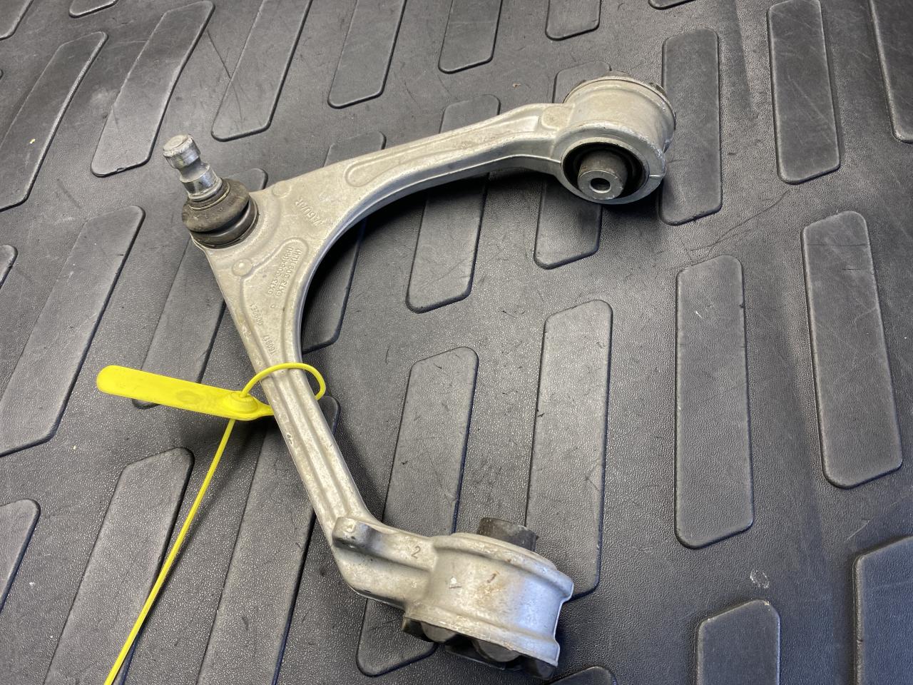 рычаг передний левый Jaguar XE 1 поколение X760 2016, 3.0 л., 306PS, бензин, АКПП, седан, GX733091, T4N1130 - фото №1