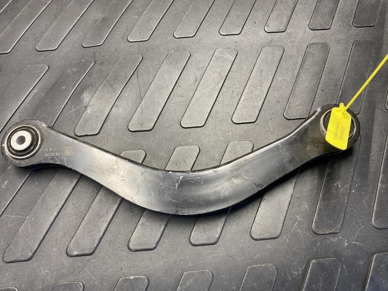 рычаг задний Audi A5 F5 2017, 2.0 л., бензин, АКПП, лифтбэк, 8W0505371F, 8W0505397F - фото №1